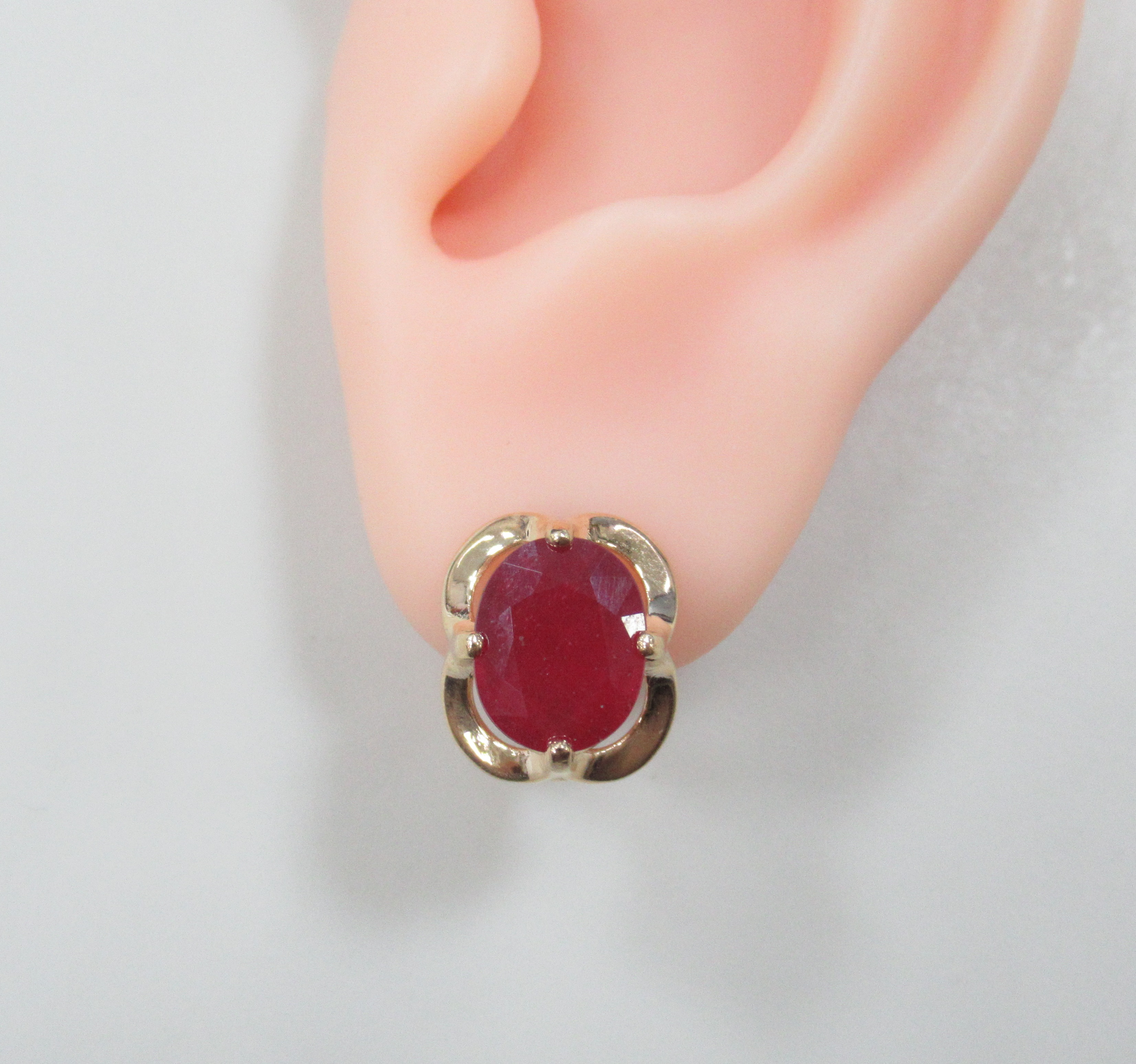 Серебряные серьги с рубинами